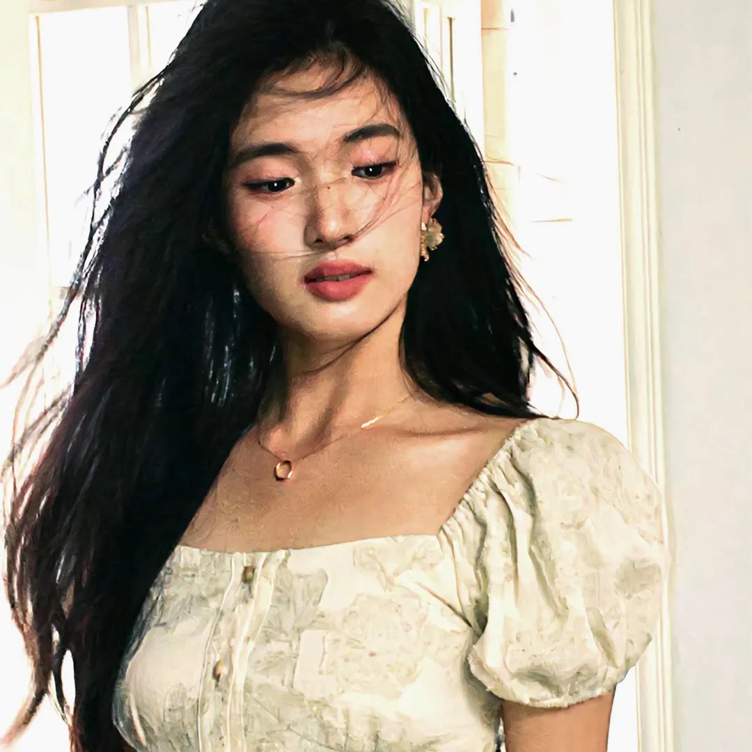 为了出国卖掉四合院现在价值过亿你哭什么